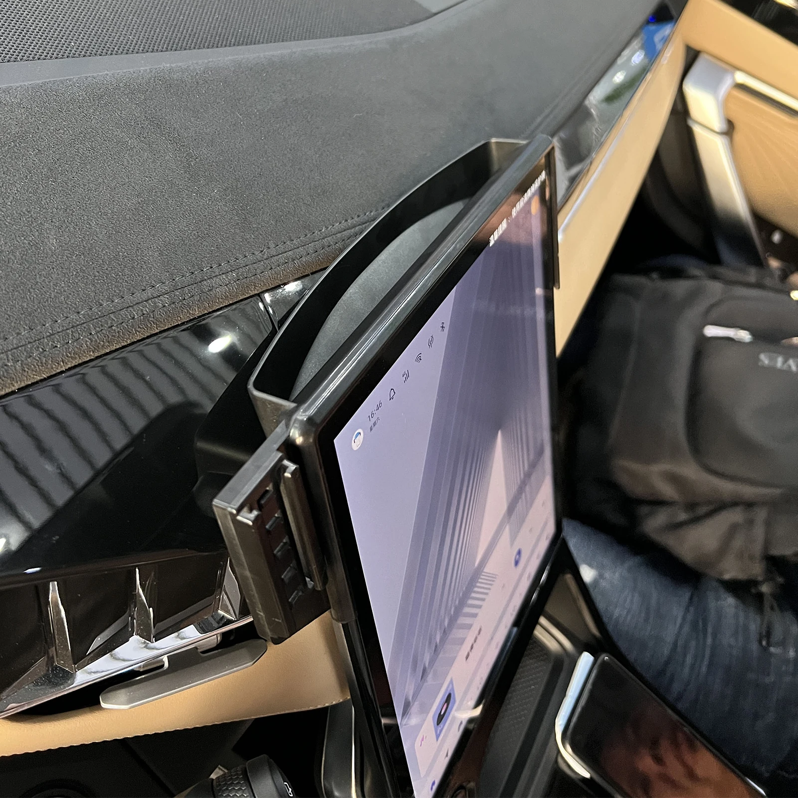 car mobile phone holder for geely starray atlas 2024 boyue l fx11 gps bracket navigation stand auto car mobile phone holder for geely starray atlas 2024 boyue l fx11 gps bracket navigation stand auto