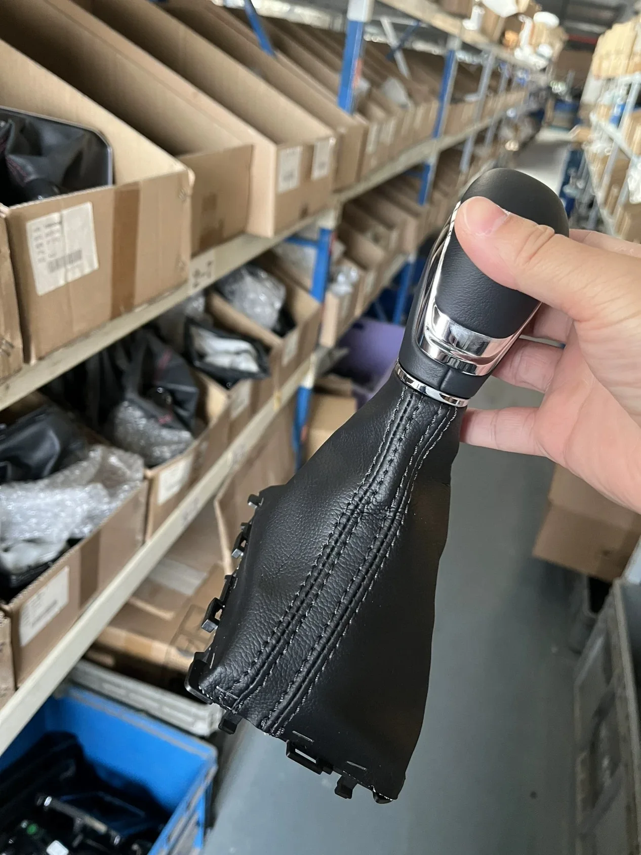 for 2021 roewe i5 car automatic gear shift head modification gear shift knob handball gearbox lever head 421284525 for 2021 roewe i5 car automatic gear shift head modification gear shift knob handball gearbox lever head 421284525